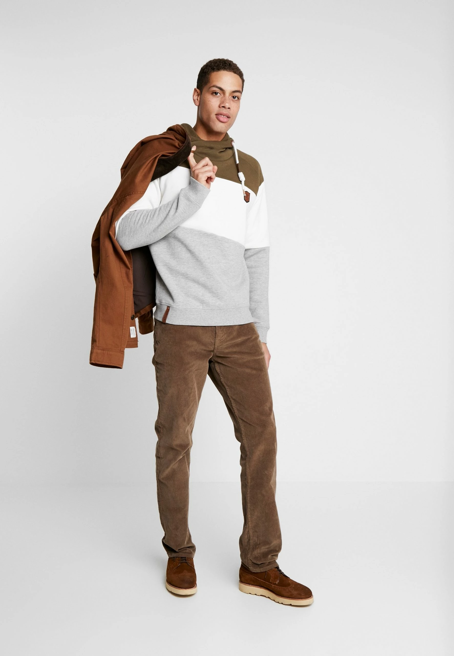 Indicode Jeans Pessac - Jersey Con Capucha - Dark Olive - Imagen 2